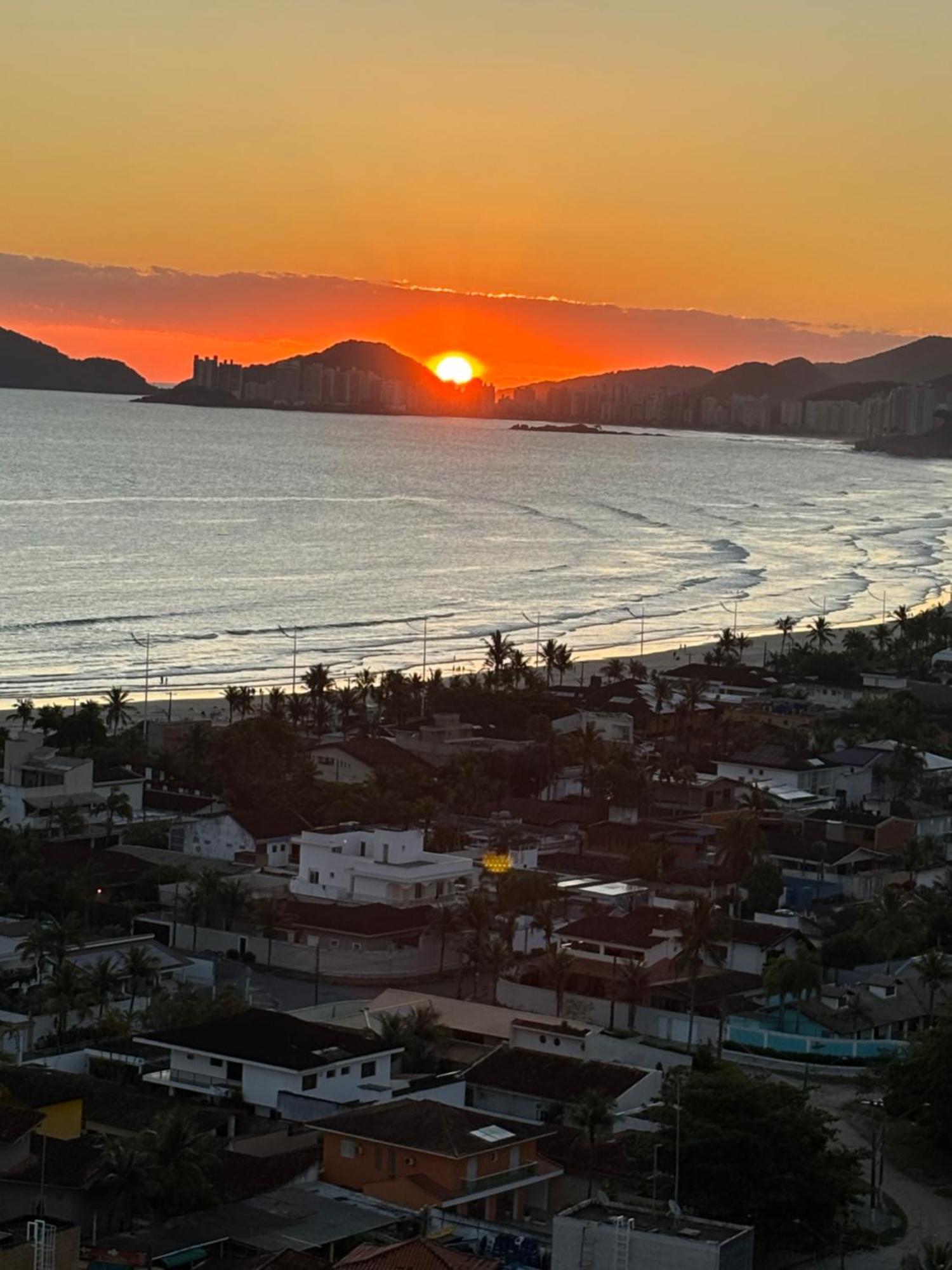 Maravilhoso Apartamento Vista Mar Enseada Guarujá Extérieur photo